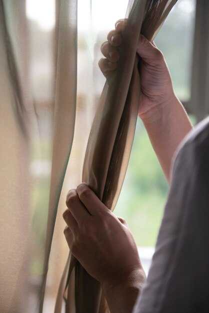 Определение высоты установки карниза