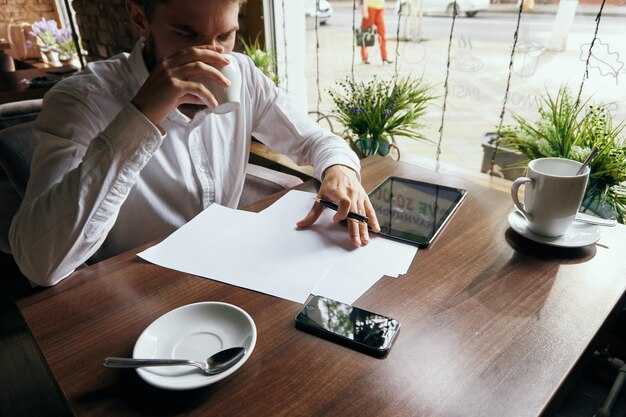 Синонимы и антонимы к слову 