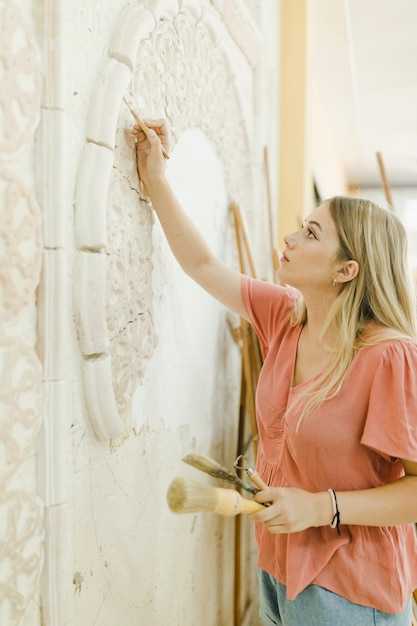 Сочетание декоративной штукатурки с другими отделочными материалами