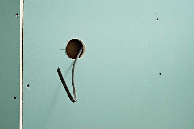 Использование электрических инструмента для резки