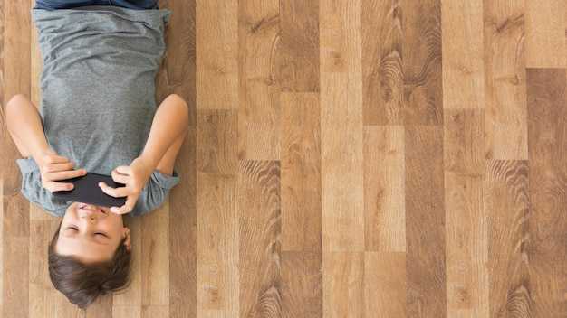 Преимущества ламината класса 32 для жилых комнат