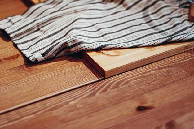 Выбор древесины для стола