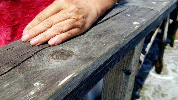 Как состарить дерево